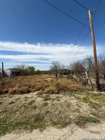 248 Calle Linda Vista Eagle Pass, TX 78852