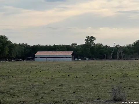 21739 N US Hwy 277