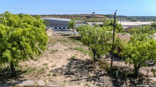 1748 Cox. St Eagle Pass, TX 78852