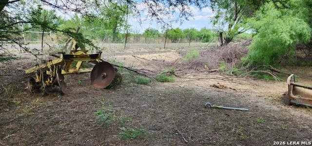 1542 Moses Rd. Quemado, TX 78877