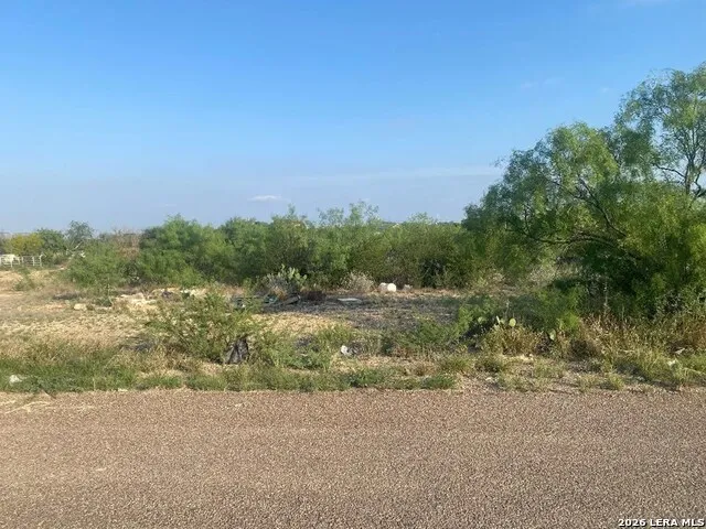231 Ghost Rider Dr Eagle Pass, TX 78852