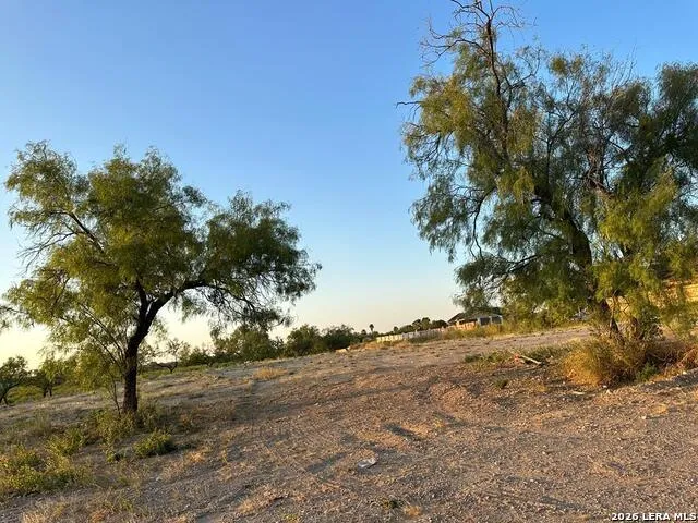 875 Ritchie Road Eagle Pass, TX 78852