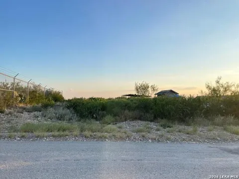 192 View Dr
