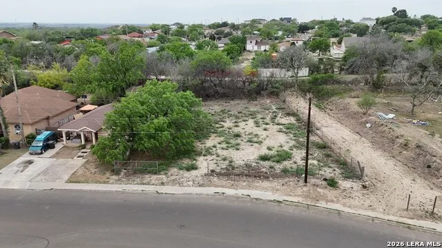 140 BALCONES BLVD Eagle Pass, TX 78852
