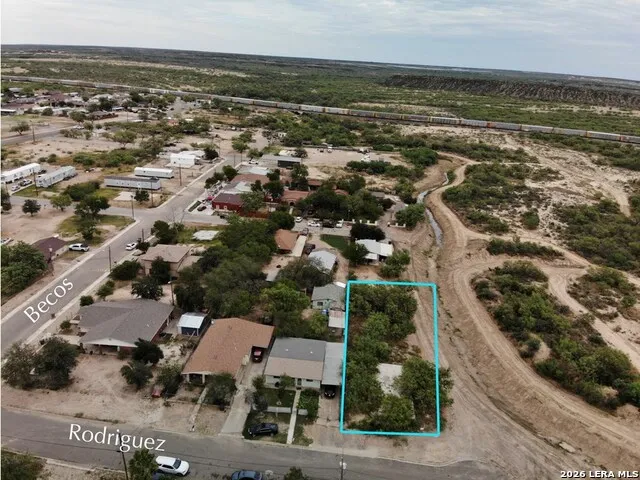 2662 Rodriguez St. Eagle Pass, TX 78852