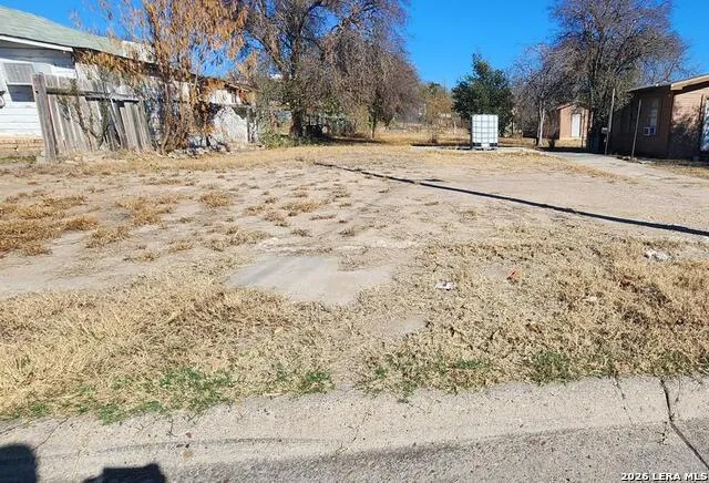 334 Medina St. Eagle Pass, TX 78852