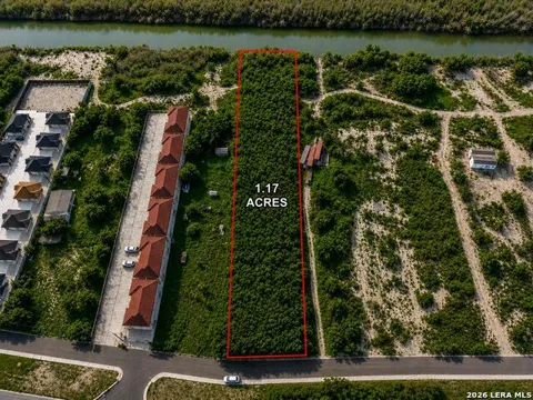 425 Riverside Dr.