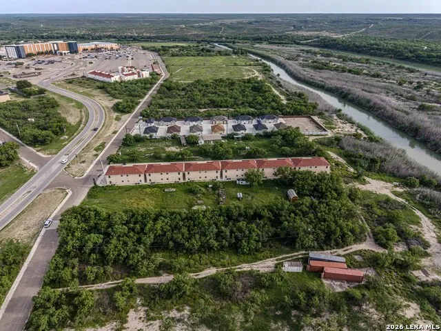 425 Riverside Dr. Eagle Pass, TX 78852