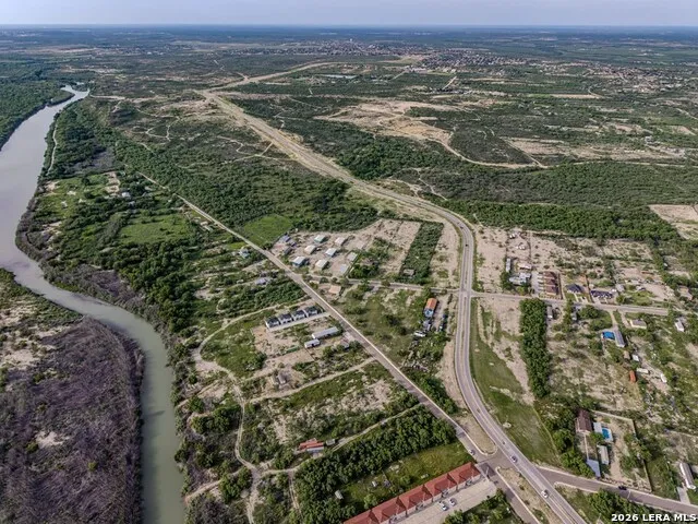 425 Riverside Dr. Eagle Pass, TX 78852