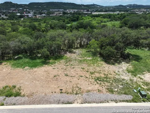 24635 Cliff Line