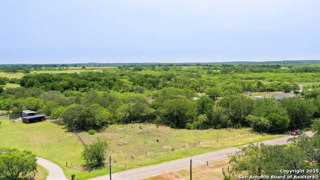 699 McKnight Seguin, TX 78155