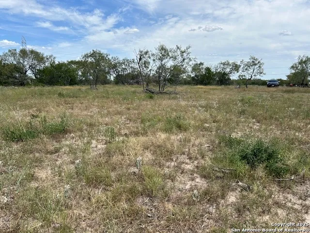 2042 Good Luck Seguin, TX 78155