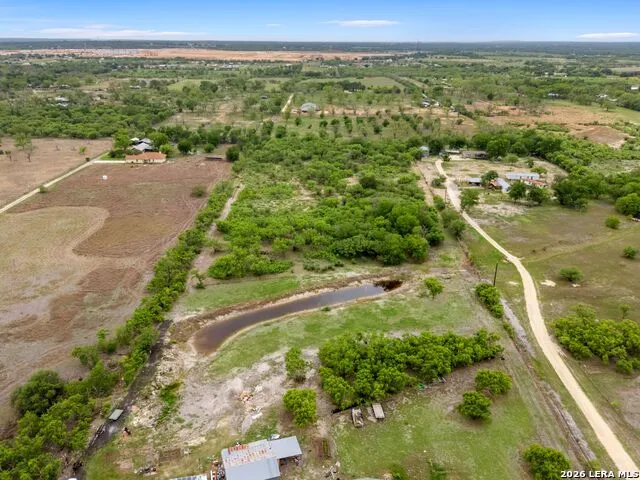 17272 Fm 463 Natalia, TX 78059