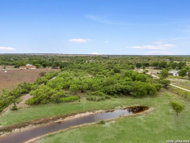 17272 Fm 463 Natalia, TX 78059