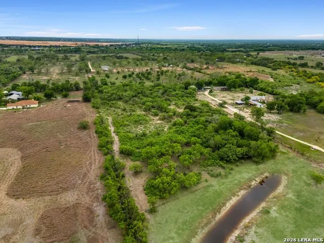 17272 Fm 463 Natalia, TX 78059