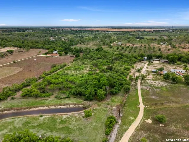 17272 Fm 463 Natalia, TX 78059
