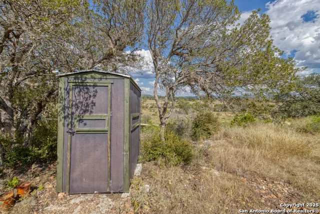 2554 CR 380 Barksdale, TX 78828