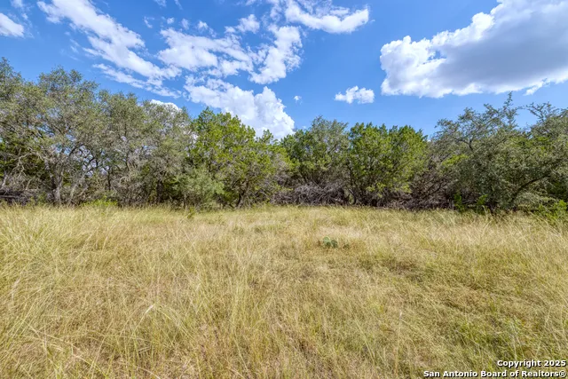 2554 CR 380 Barksdale, TX 78828