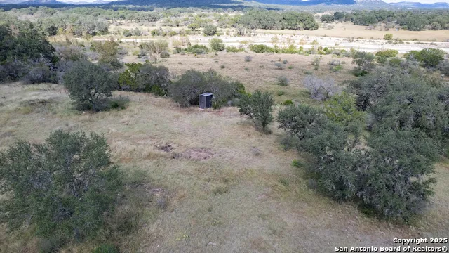 2554 CR 380 Barksdale, TX 78828