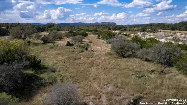 2554 CR 380 Barksdale, TX 78828