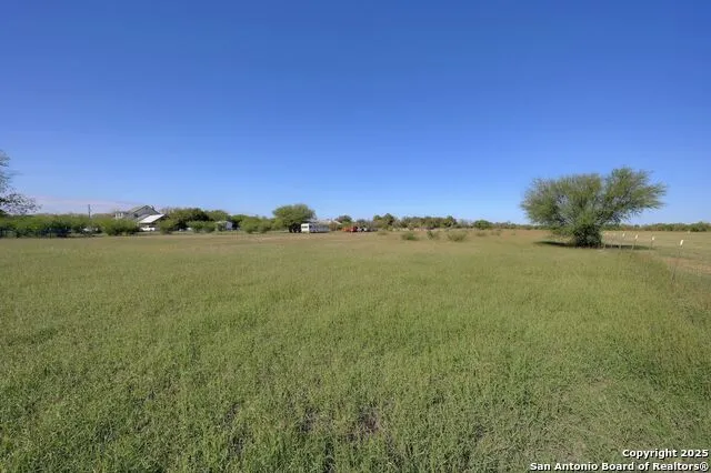 TBD CR 5718 E Natalia, TX 78059