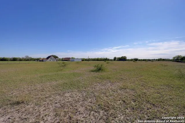 TBD CR 5718 E Natalia, TX 78059