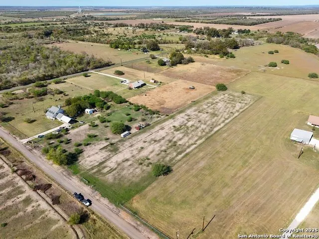 TBD CR 5718 E Natalia, TX 78059