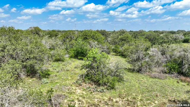 108 Misty Bend Floresville, TX 78114