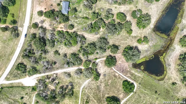 108 Misty Bend Floresville, TX 78114