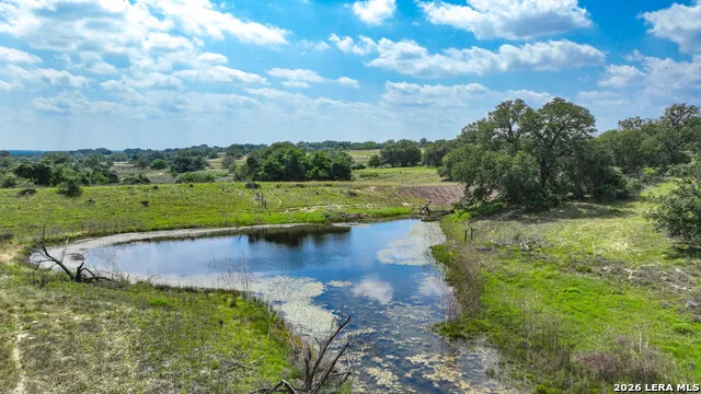 108 Misty Bend Floresville, TX 78114