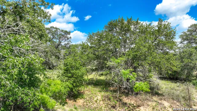 108 Misty Bend Floresville, TX 78114