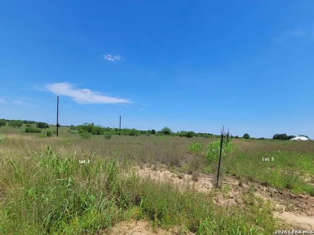 277 Joy Ln Pleasanton, TX 78064