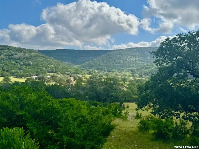 0 John Buchanan Rd Leakey, TX 78873