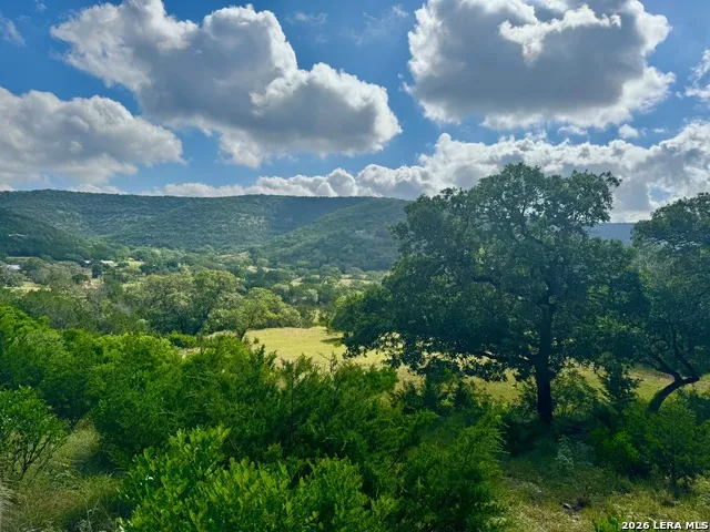 0 John Buchanan Rd Leakey, TX 78873