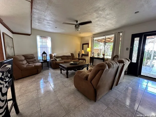 3174 Del Rio Blvd Eagle Pass, TX 78852