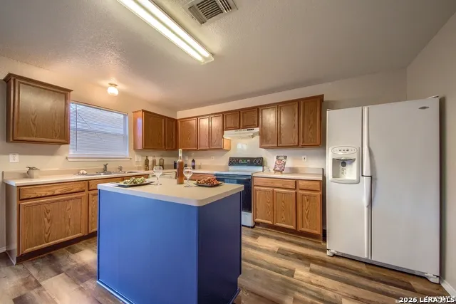 3333 Whisper Haven Schertz, TX 78108