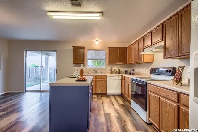 3333 Whisper Haven Schertz, TX 78108