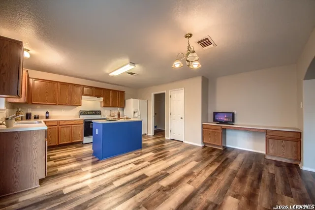 3333 Whisper Haven Schertz, TX 78108