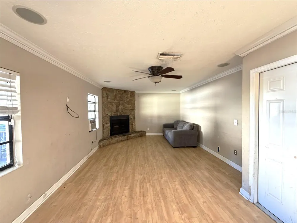 14705 PENGUIN PLACE Tampa, FL 33625
