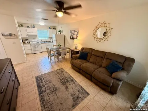 391 RIVERSIDE DR Unit 15