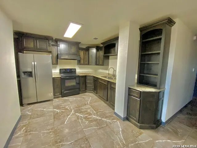130 ADAMS Unit 1 Eagle Pass, TX 78852