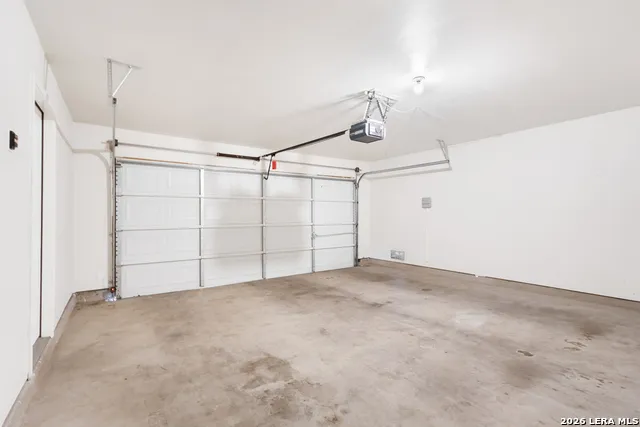 6526 Charles Field San Antonio, TX 78238