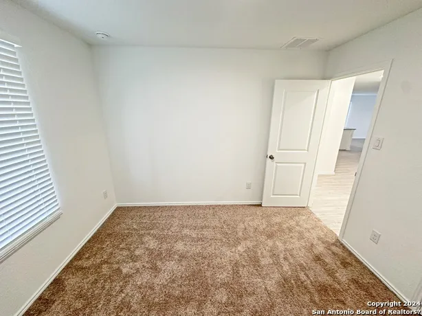 3821 Far Horizon Seguin, TX 78155