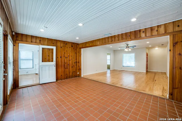 244 HALCYON PL Alamo Heights, TX 78209