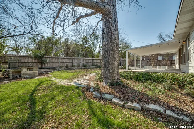 244 HALCYON PL Alamo Heights, TX 78209