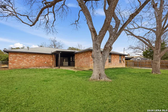 426 ZEPHYR DR Windcrest, TX 78239