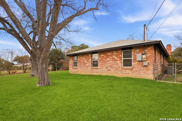 426 ZEPHYR DR Windcrest, TX 78239