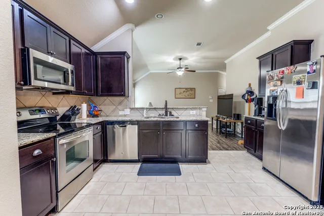 129 Buckskin Way Cibolo, TX 78108