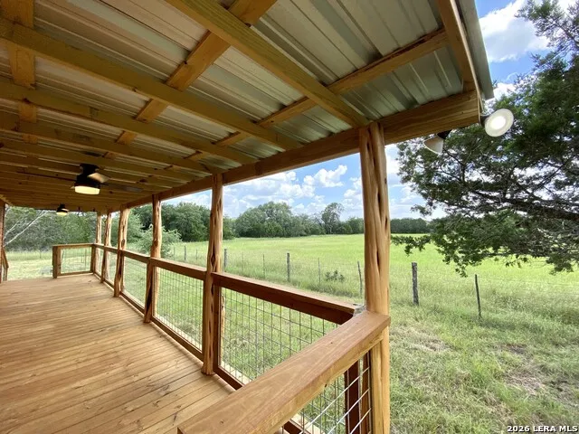 624 Deer Creek W Unit B Pipe Creek, TX 78063