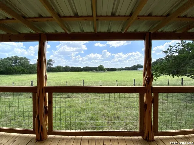 624 Deer Creek W Unit B Pipe Creek, TX 78063